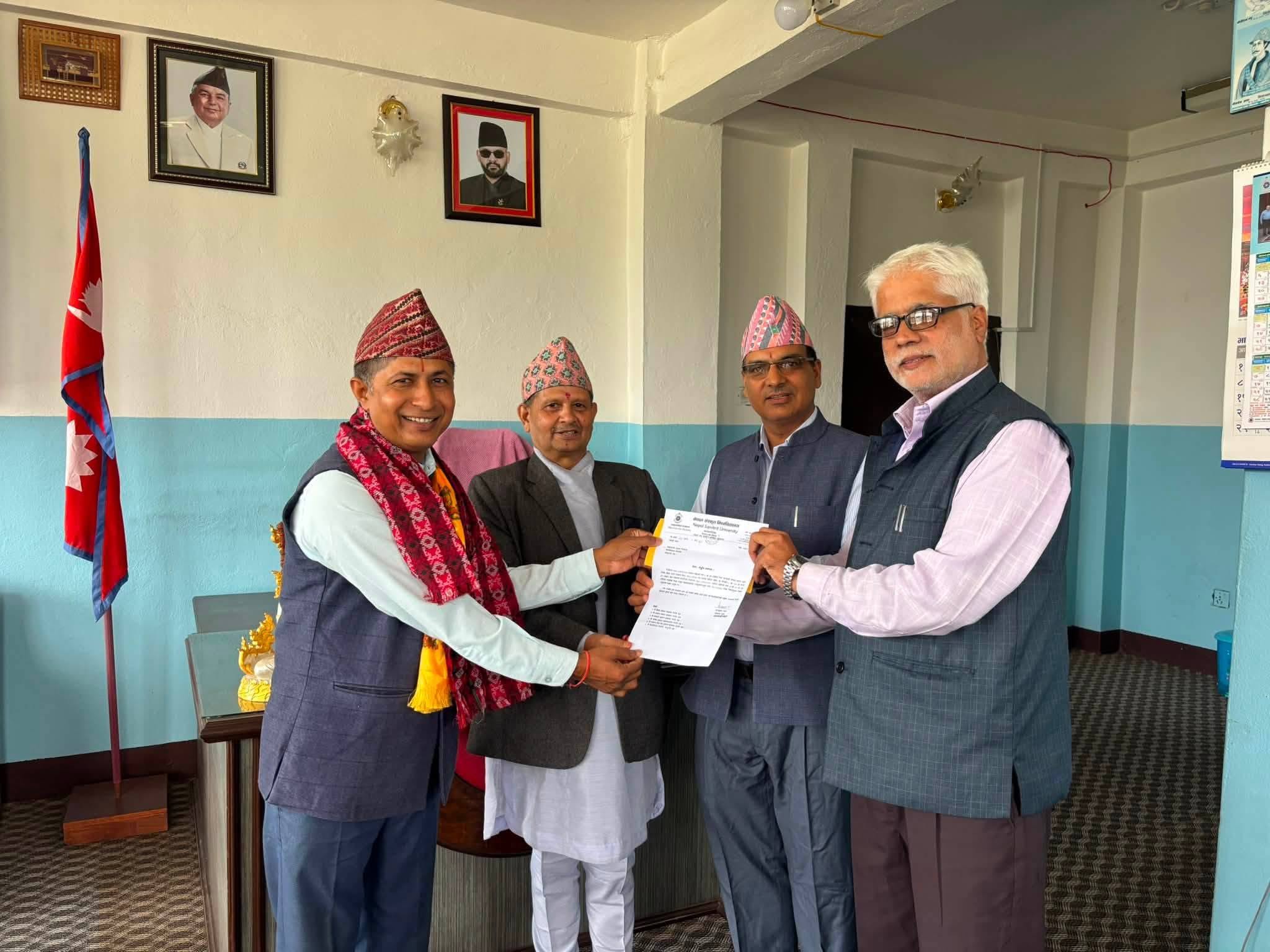नेपाल संस्कृत विश्वविद्यालयको कार्यकारी परिषद् सदस्यमा सहप्रा.डा. रघुनाथ नेपाल नियुक्त ।
